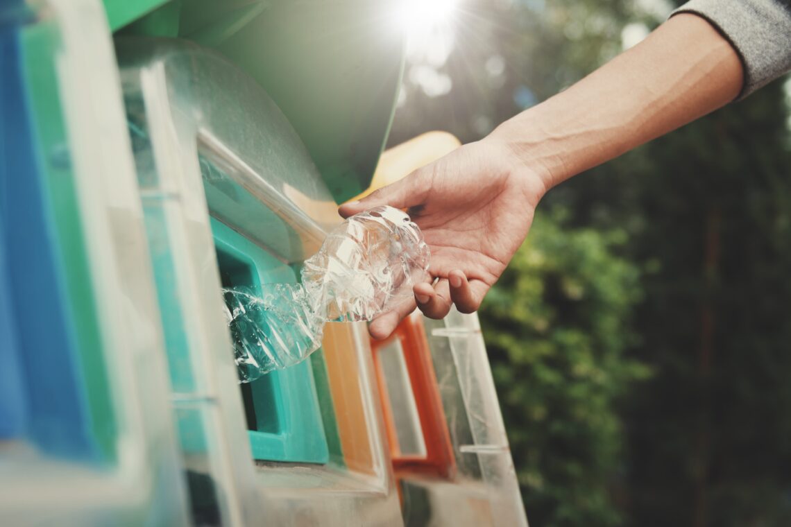10 formas de reciclar plástico en casa
